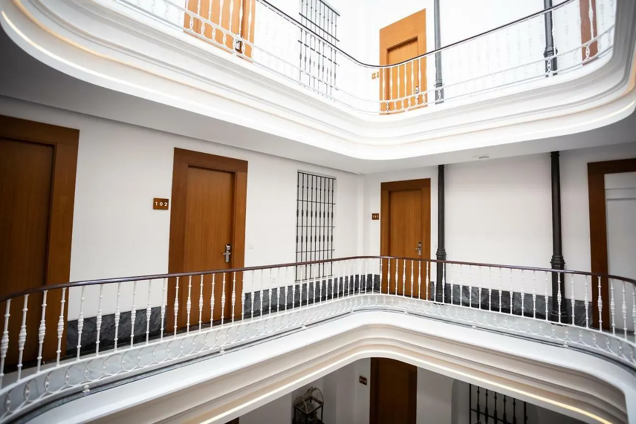 **** Апарт-отель Plazuela Del Carbon Suites Кадис Испания